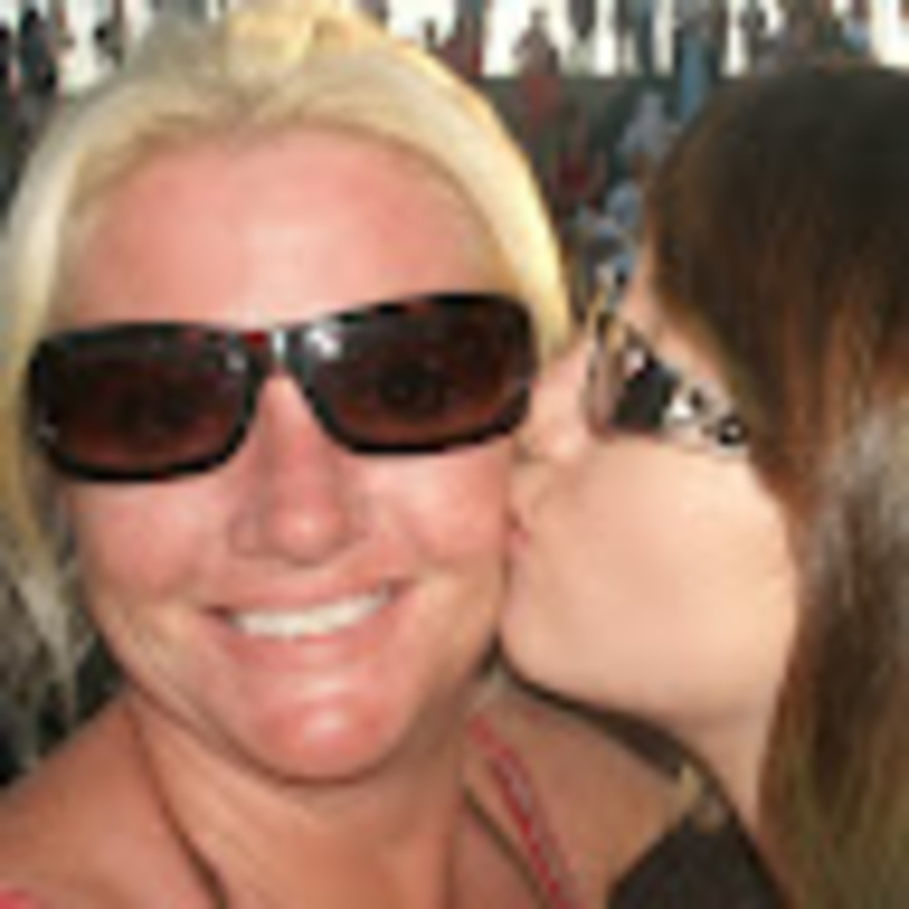 Meet your Posher, Chrissy